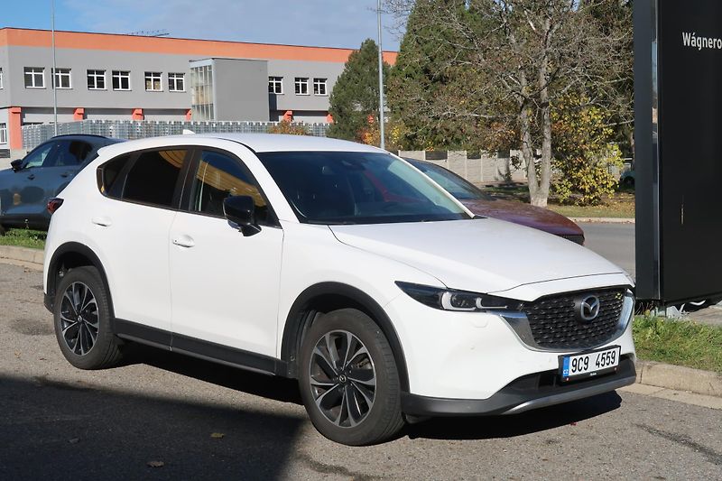 Mazda CX-5 2,5 AT AWD Newground, záruka - fotka 2 z 31