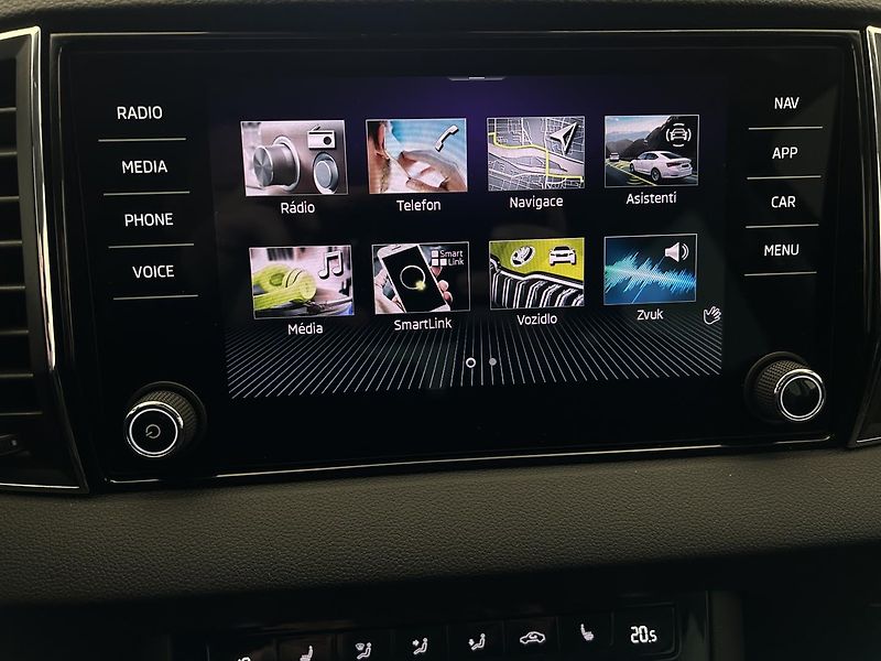 Škoda Karoq 2.0 TDI Top selection - fotka 8 z 21