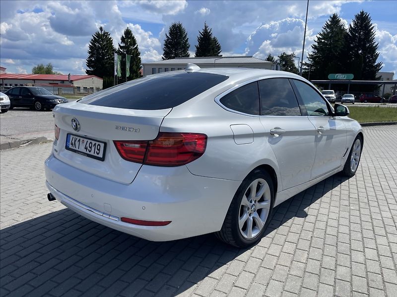 BMW Řada 3 2,0 d 120kw GT Panorama, prav. - fotka 4 z 39