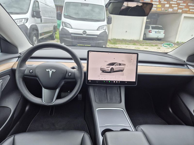 Tesla Model 3 LONG RANGE DUAL MOTOR SOH 94% - fotka 10 z 49