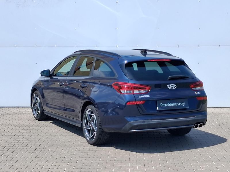 Hyundai i30 1.5 T-GDI MHEV DCT N-Line - fotka 7 z 24