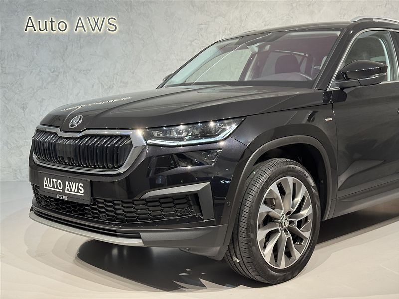 Škoda Kodiaq 2,0 TDi  DSG 4x4 Clever Assist - fotka 4 z 48