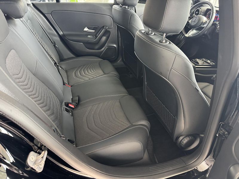 Mercedes-Benz CLA (2025) CLA 200 Shooting Brake NAVI  - fotka 22 z 26