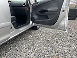 Opel Corsa 1.2i 80PS 141000KM KLIMA STK!! - náhled 137