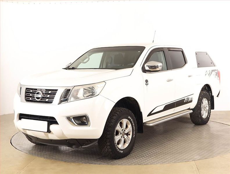 Nissan Navara (2017) 2.3 dCi - fotka 2 z 16
