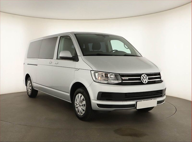 Volkswagen Caravelle (2017) Comfortline 2.0 TDI - fotografie inzerátu