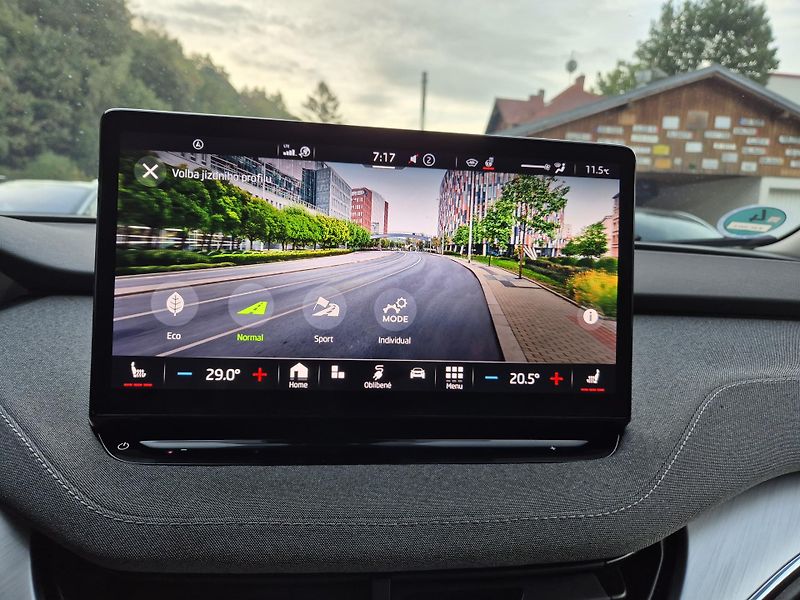 Škoda Enyaq ZAMLUVENO ! TZ SOH 98% - fotka 29 z 46