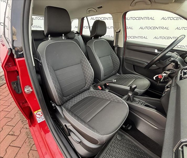 Škoda Fabia 1,0 TSi,1.maj.,ČR,DPH - fotka 19 z 21