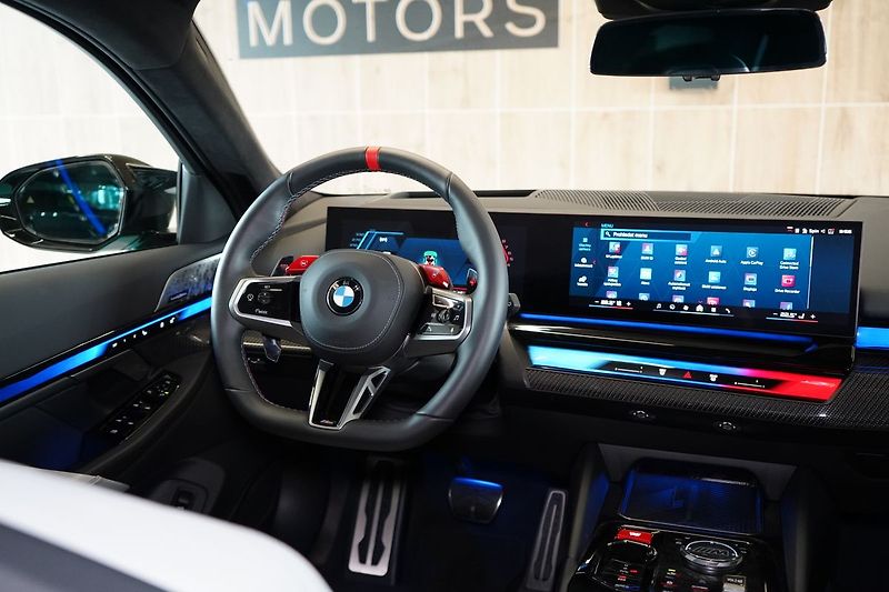 BMW M5 Touring, B&W, Tažné, Ventilace - fotka 49 z 50