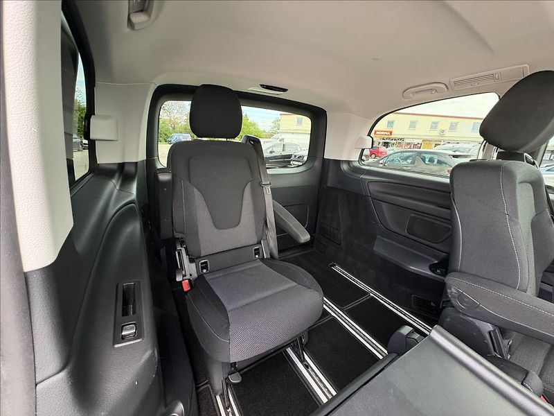 Mercedes-Benz Třídy V 2,2 250 CDi 4M,Led,Navi,Kamera - fotka 35 z 44