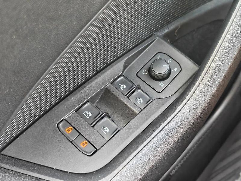 Škoda Octavia Style 1,5 TSI - fotka 21 z 24