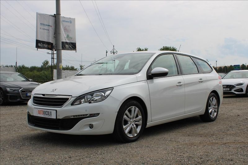 Peugeot 308 1,6 HDi  1.maj.,ČR,73.469km - fotka 1 z 24