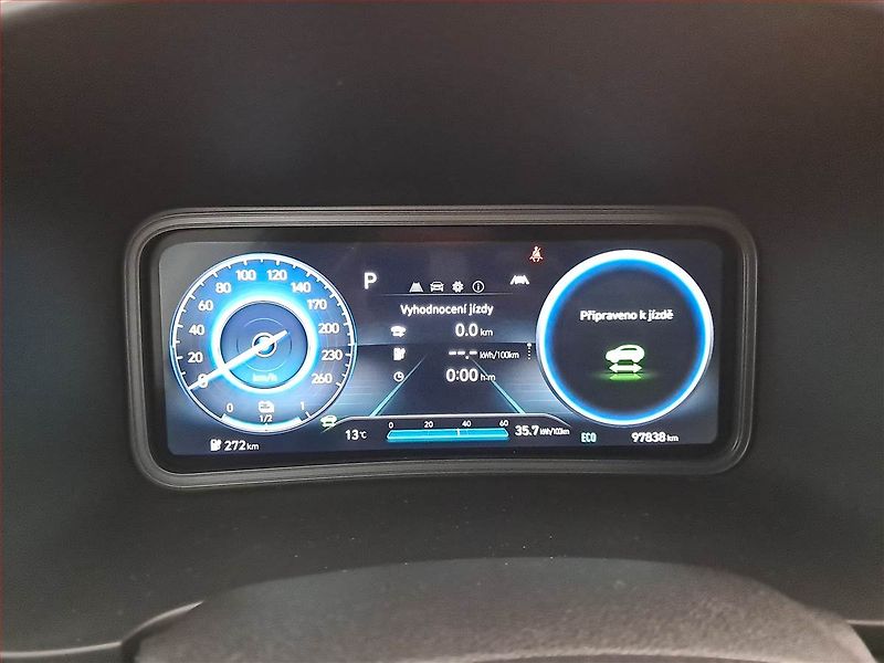 Hyundai Kona (2022) Electric 39 kWh, SoH 100% - fotka 11 z 18
