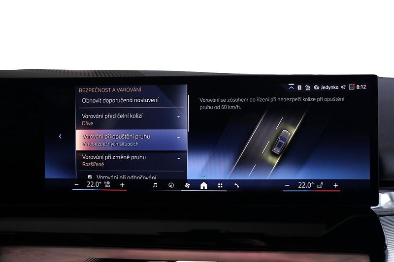 BMW Řada 5 540d xDrive Touring - fotka 14 z 31