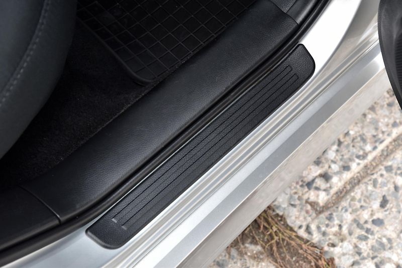 Mazda 6 MZR 2.0 DISI A/T,KLIMA,TEMP,AL - fotka 29 z 39