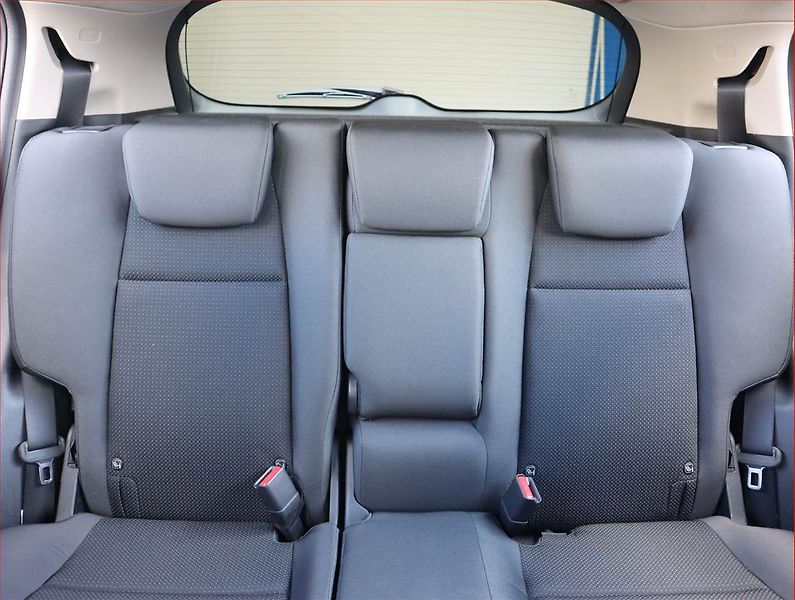 Honda HR-V (2019) Elegance 1.5 i-VTEC, Automat - fotka 10 z 19