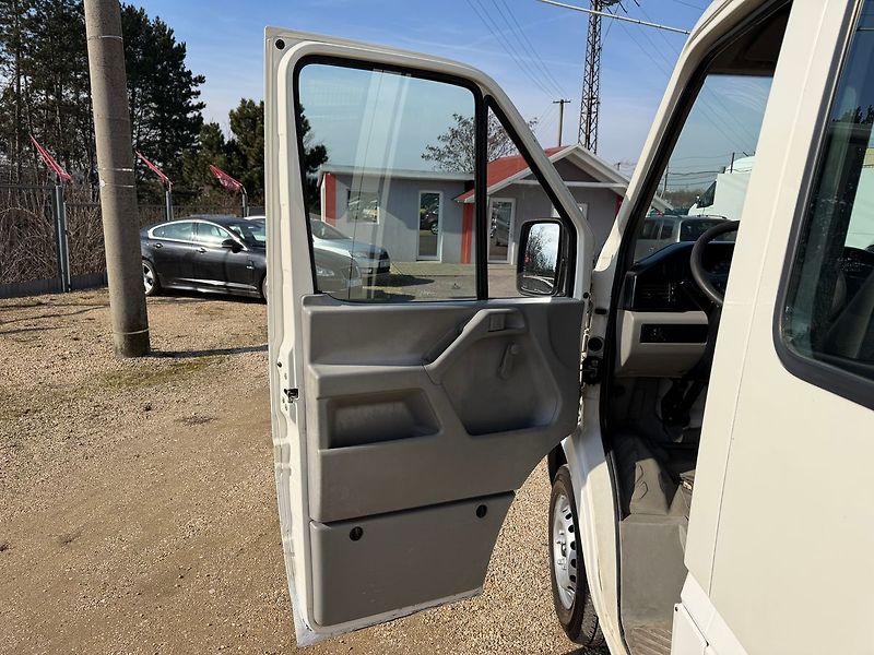 Volkswagen LT 2.5TDI 70KW*VALNÍK*5.MÍST* - fotka 11 z 21