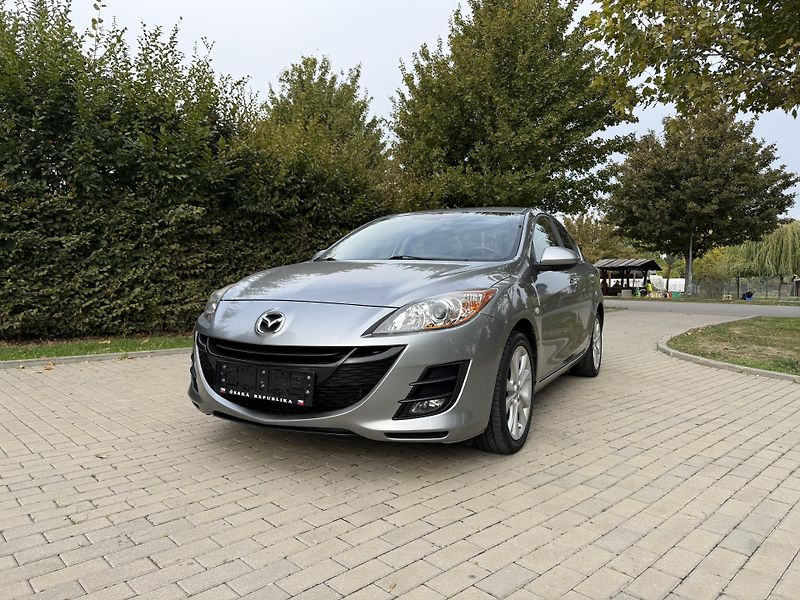 Mazda 3 1.6 Exclusive-Line - fotka 2 z 34