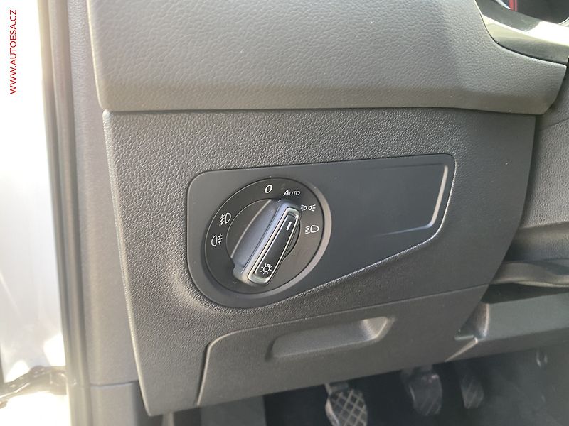 Volkswagen Tiguan (2019) 2.0 TDi, Highline, LED - fotka 15 z 18