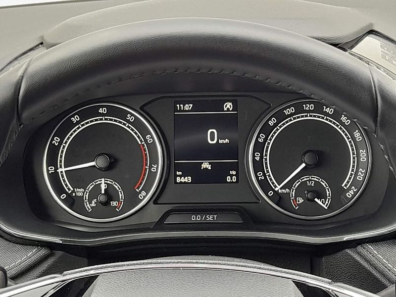 Škoda Fabia STYLE 1.0TSi 70KW 5MP - fotka 18 z 20