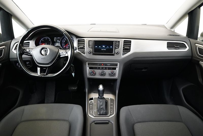 Volkswagen Golf Sportsvan - fotka 5 z 24