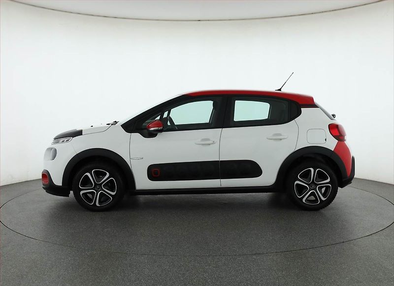 Citroën C3 (2018) 1.2 PureTech, Tempomat - fotka 3 z 16