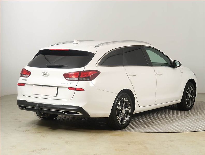 Hyundai i30 (2022) Smart 1.5 DPI, ČR,1.maj - fotka 5 z 21