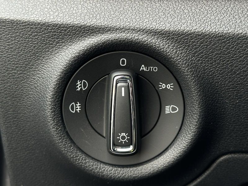 Škoda Kamiq 1.0TSi Monte Carlo 116PS Matri - fotka 17 z 44