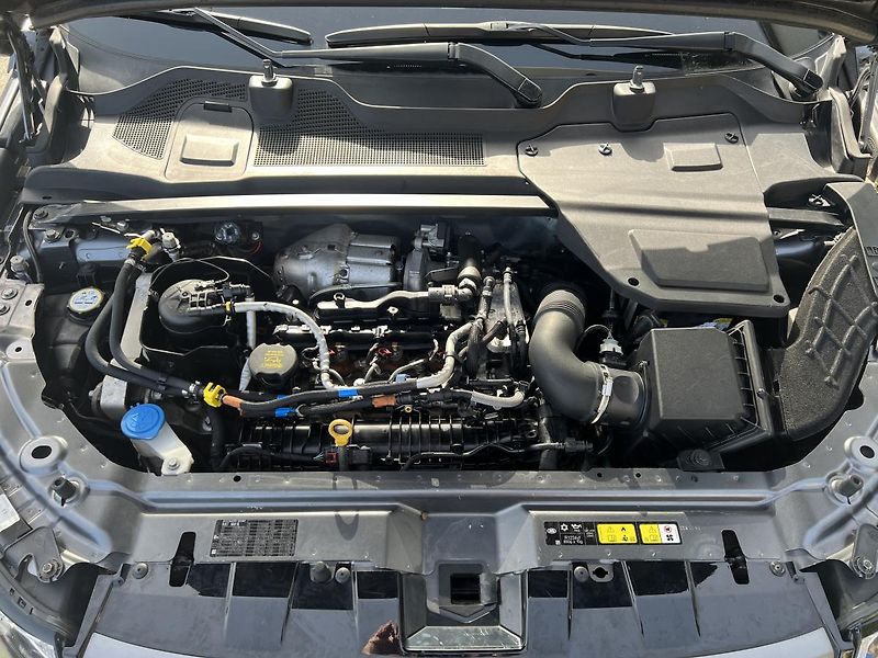 Land Rover Discovery Sport 2.0D 110 kW - fotka 15 z 15