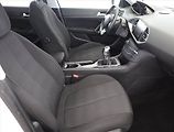 Peugeot 308 (2017) 1.2 PureTech, ČR,1.maj - náhled 7