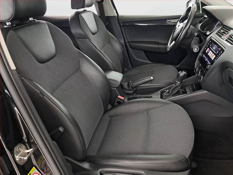 Škoda Octavia (2018) 1.6 TDI, Automat, Kůže - fotka 9 z 17
