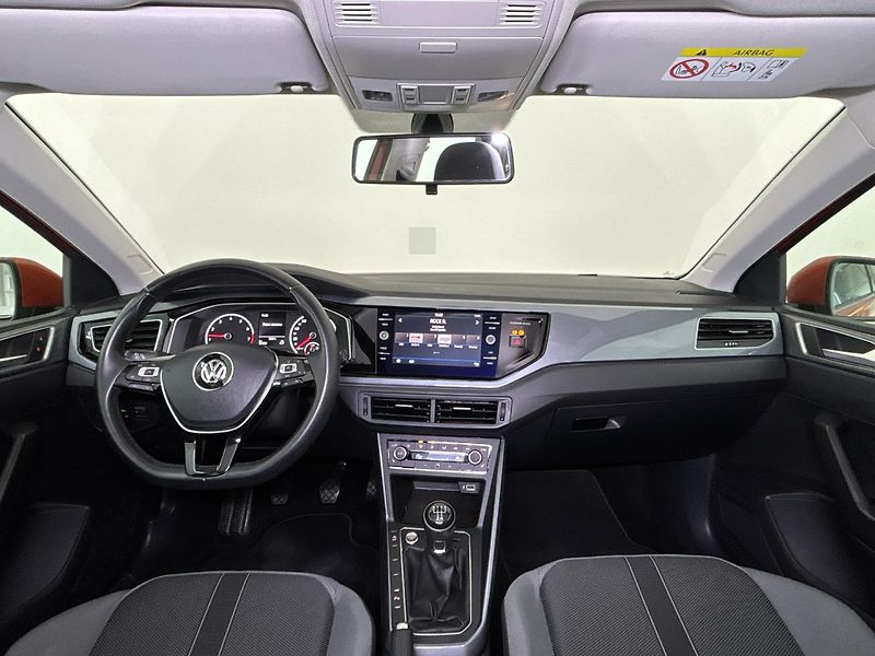 Volkswagen Polo Highline - fotka 5 z 27