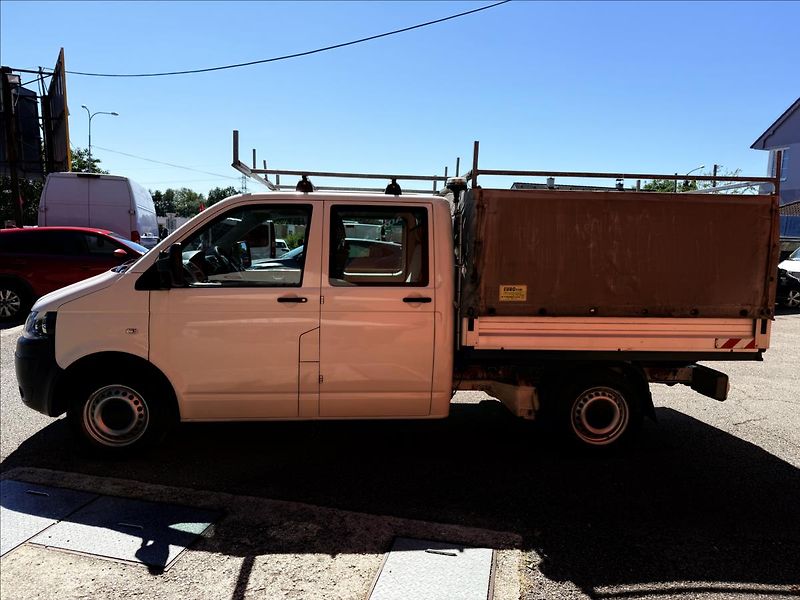 Volkswagen Transporter 2,0 TDi 4Motion - fotka 8 z 30