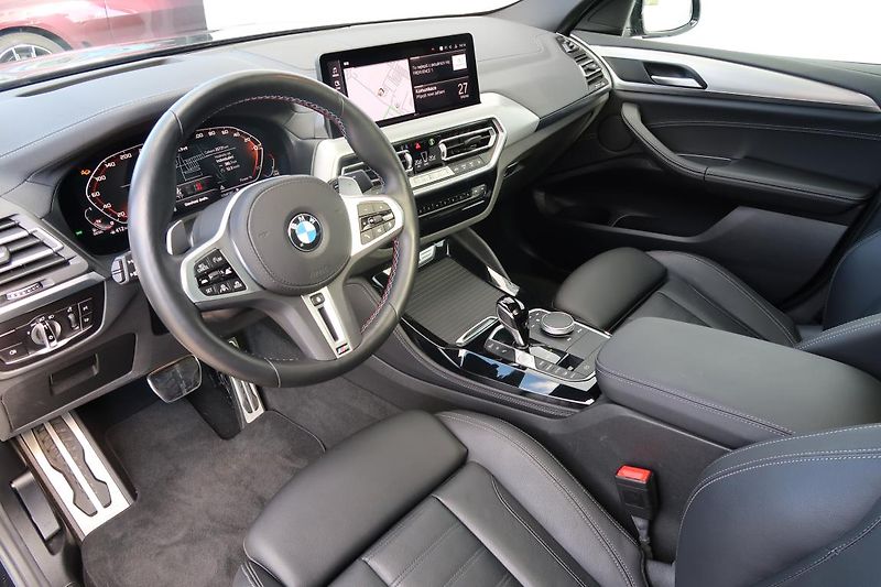BMW X4 M40d - fotka 6 z 15