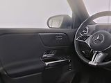 Mercedes-Benz EQB 300 4M Prog. 7 míst Pano 360 - náhled 7