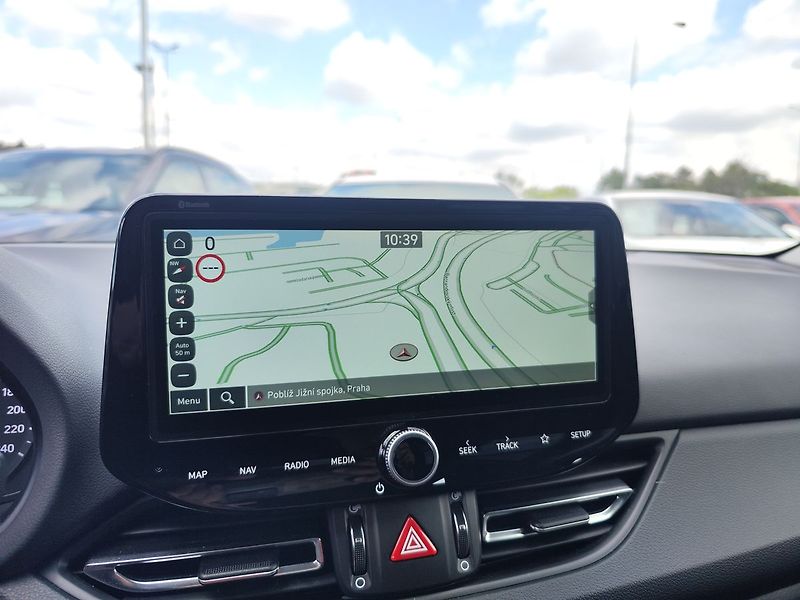 Hyundai i30 1.5 T-GDI/117kW Smart Navi - fotka 21 z 35