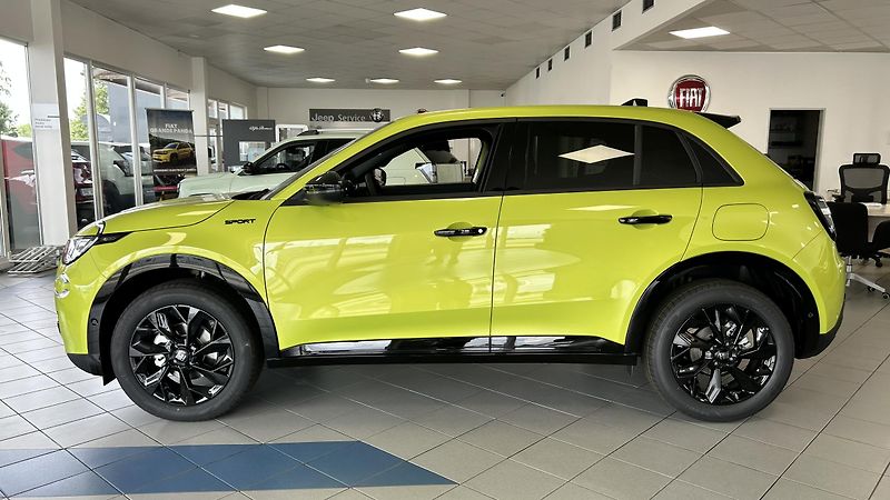 Fiat 600 1.2T Sport 6MT - fotka 7 z 12