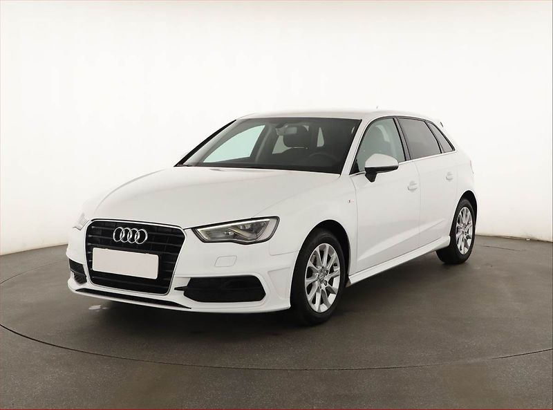 Audi A3 (2016) 1.2 TFSI, Automat, Navi - fotka 2 z 22