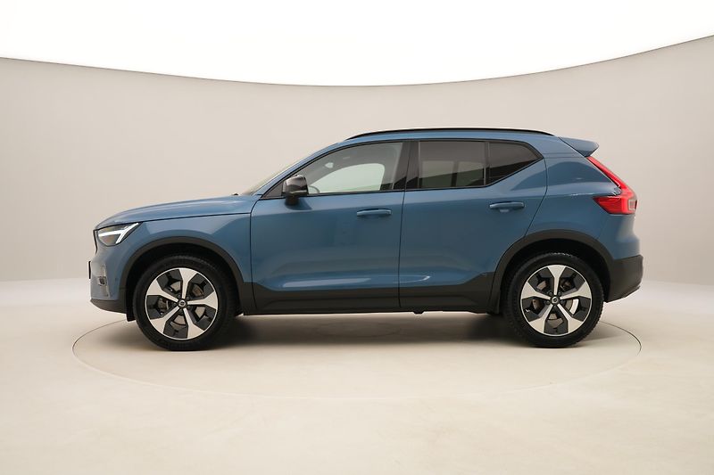 Volvo XC40 B4 DARK PLUS AUT  - fotka 10 z 56