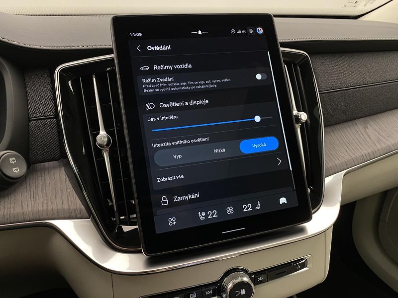 Volvo XC90 (2026) T8 AWD Plug-in BRIGHT PLUS 7m - fotka 52 z 68