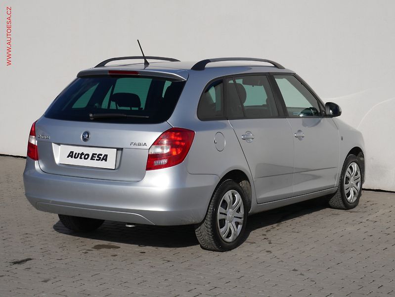 Škoda Fabia (2014) 1.2 TSI, ČR, AC, el. výbava - fotka 4 z 14