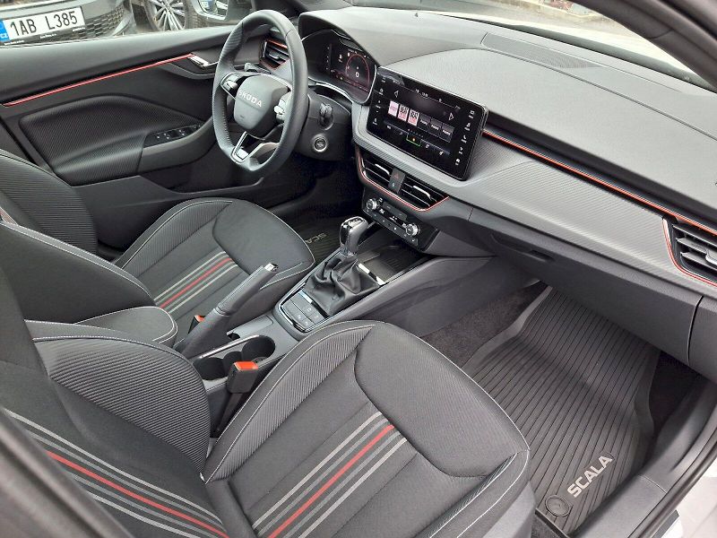 Škoda Scala (2025) Monte Carlo DSG 1,5TSi 110kW - fotka 14 z 35