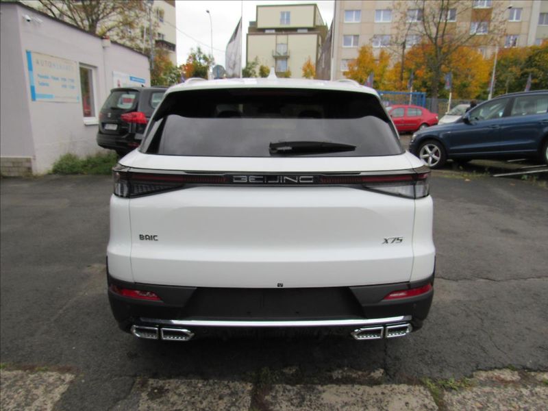 BAIC X7 1,5 T 130kW AUT Panorama Nové - fotka 5 z 48