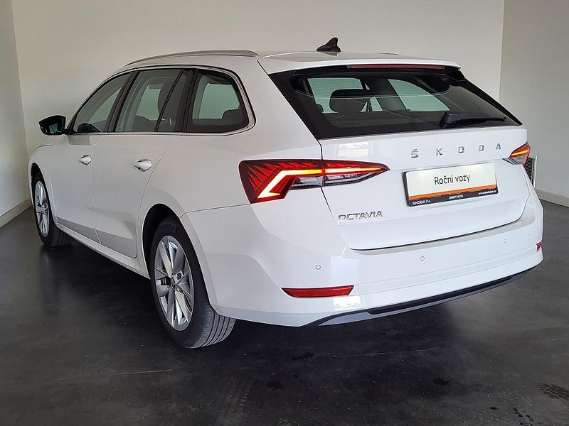 Škoda Octavia - fotka 7 z 27