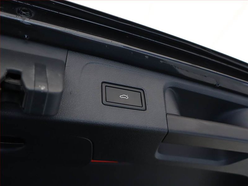 Volkswagen Passat (2020) 2.0 TDI - fotka 22 z 22