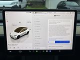 Tesla Model Y LONG RANGE DUAL MOTOR  TZ 92% - náhled 43