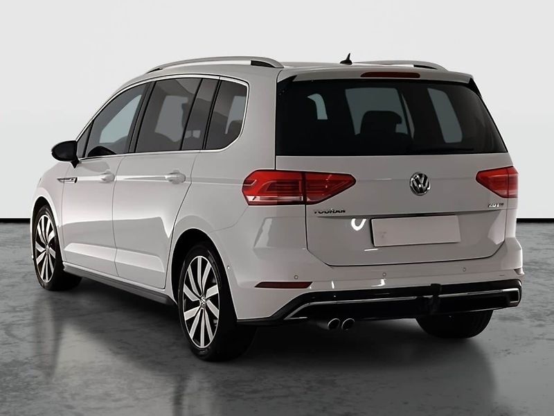 Volkswagen Touran (2017) R-Line 2.0 TDI, Automat - fotka 4 z 24