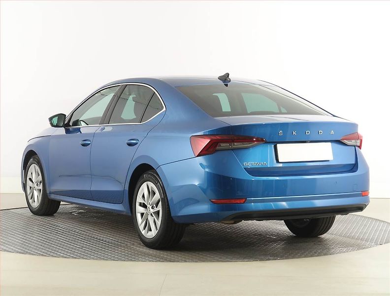 Škoda Octavia (2023) 2.0 TDI - fotka 4 z 29