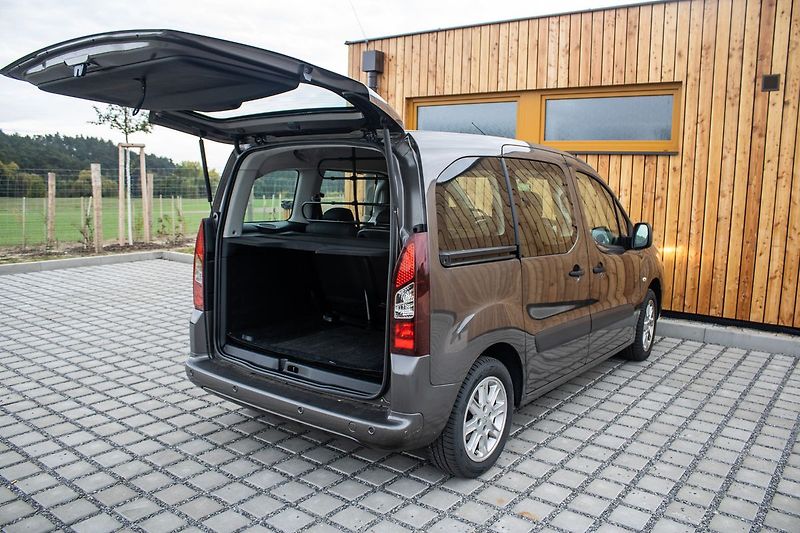 Peugeot Partner Tepee - fotka 24 z 28