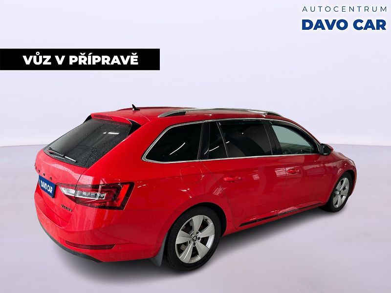 Škoda Superb 2,0 110kW Style DSG - fotka 3 z 12